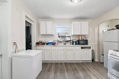 641 N Indiana Avenue, Kankakee, IL 60901 - Photo 5