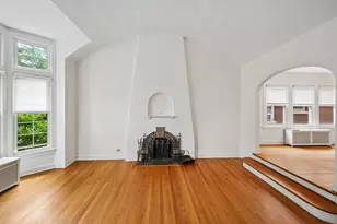 6638 N Trumbull Ave, Lincolnwood, IL 60712 - Photo 5