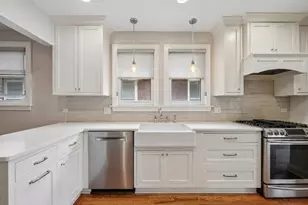 6638 N Trumbull Ave, Lincolnwood, IL 60712 - Photo 7