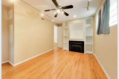 821 N Wood Street #1, Chicago, IL 60622 - Photo 19