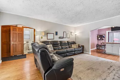 693 S Spring Road, Elmhurst, IL 60126 - Photo 3