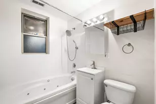 6452 N Bell Ave, Chicago, IL 60645 - Photo 15