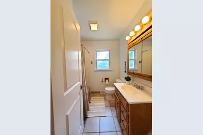4715 W Lake Avenue, Glenview, IL 60025 - Photo 15