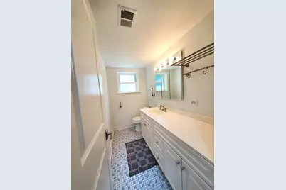 4715 W Lake Avenue, Glenview, IL 60025 - Photo 11