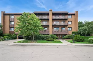 [Address not provided], Highland Park, IL 60035 - Photo 1