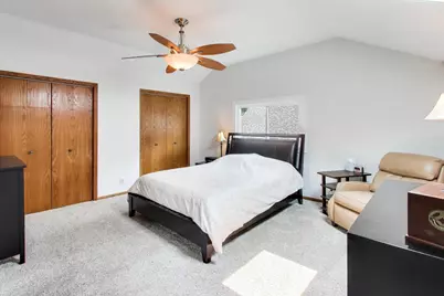 124 E Grantley Avenue, Elmhurst, IL 60126 - Photo 19