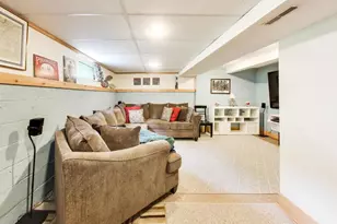 124 E Grantley Ave, Elmhurst, IL 60126 - Photo 23