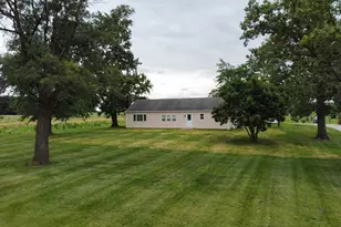 2489 E US Hwy 52 Hwy, Donovan, IL 60931 - Photo 27
