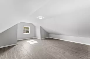 10447 S Ave G, Chicago, IL 60617 - Photo 13