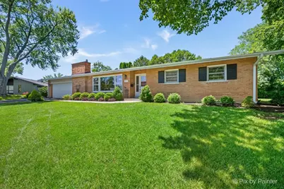 824 Skyline Drive, Barrington, IL 60010 - Photo 1
