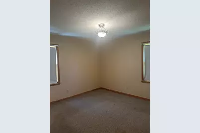 1717 E Lawn, Savanna, IL 61074 - Photo 9