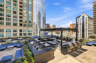 30 E Huron St, Chicago, IL 60611 - Photo 25
