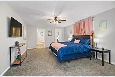 7340 W 111th Street, Worth, IL 60482 - Photo 11