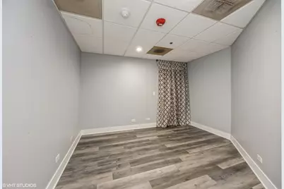 10439 W Cermak Road, Westchester, IL 60154 - Photo 17