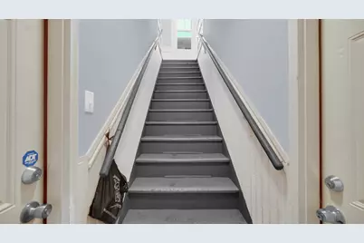 8245 S Burley Avenue, Chicago, IL 60617 - Photo 3