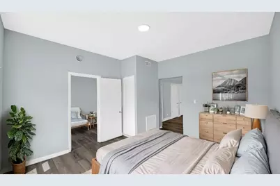 8245 S Burley Avenue, Chicago, IL 60617 - Photo 17