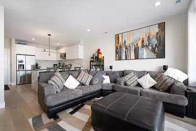 2342 W Adams Street #401, Chicago, IL 60612 - Photo 5