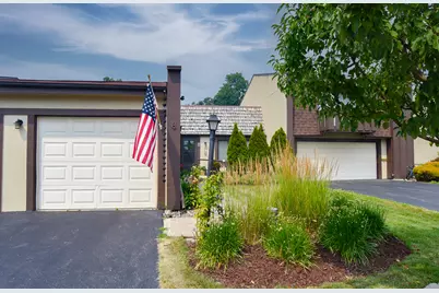 8 Westwood Drive, Indian Head Park, IL 60525 - Photo 1