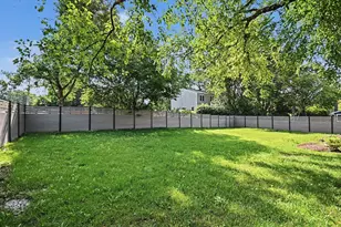 5195 Castaway Ln, Hoffman Estates, IL 60010 - Photo 25