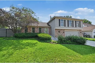 5195 Castaway Lane, Hoffman Estates, IL 60010 - Photo 3