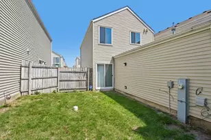 807 Serendipity Dr, Aurora, IL 60504 - Photo 35