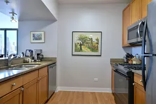 200 N Jefferson St, Chicago, IL 60661 - Photo 9
