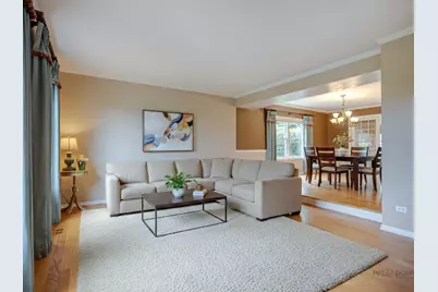17945 W Pond Ridge Circle, Gurnee, IL 60031 - Photo 3