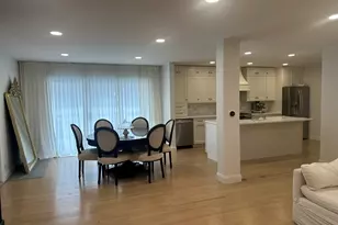 8425 W Sunnyside Ave, Chicago, IL 60656 - Photo 5