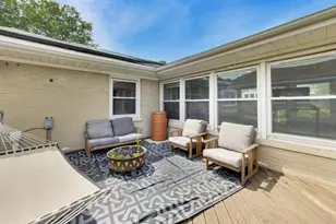 5625 N Kilbourn Ave, Chicago, IL 60646 - Photo 35