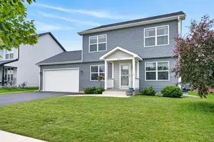 22 W Bluebell Ave, Cortland, IL 60112 - Photo 3