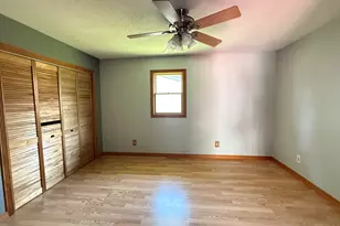 411 Broadway St, Depue, IL 61322 - Photo 15