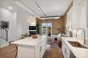 1243 N Wolcott Ave, Chicago, IL 60622 - Photo 5