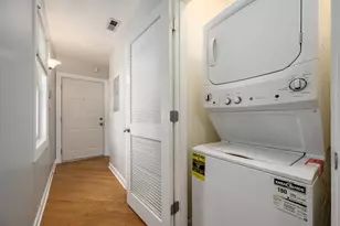3759 N Ashland Ave, Chicago, IL 60613 - Photo 17