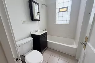 8353 S Brandon Ave, Chicago, IL 60617 - Photo 7
