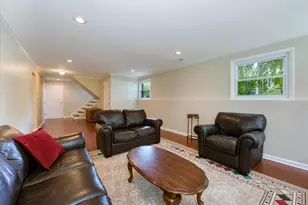 1058 W Illinois Ave, Palatine, IL 60067 - Photo 23