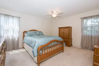 1058 W Illinois Avenue, Palatine, IL 60067 - Photo 15