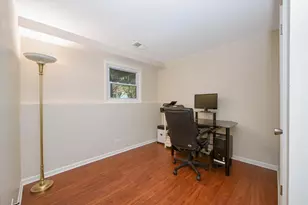 1058 W Illinois Ave, Palatine, IL 60067 - Photo 31