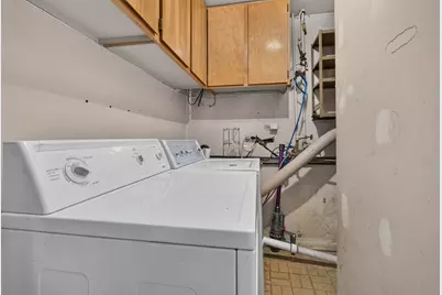 5941 S Parkside Avenue, Chicago, IL 60638 - Photo 35