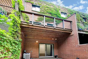 171 W Goethe St, Chicago, IL 60610 - Photo 35