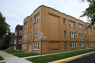 2249 S Gunderson Ave, Berwyn, IL 60402 - Photo 1