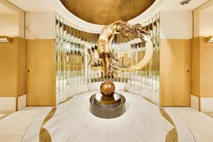 111 E Chestnut St, Chicago, IL 60611 - Photo 9