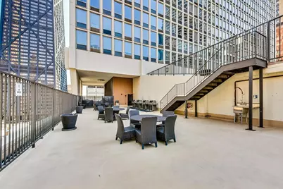 111 E Chestnut Street #35J, Chicago, IL 60611 - Photo 27