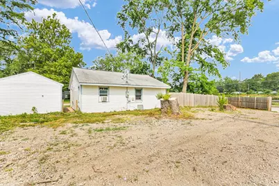 1408 Hedge Road, Champaign, IL 61821 - Photo 21