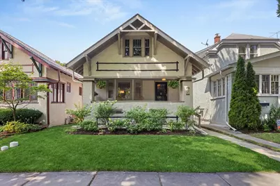 735 Gunderson Avenue, Oak Park, IL 60304 - Photo 1