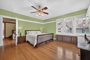 729 W Downer Pl, Aurora, IL 60506 - Photo 63