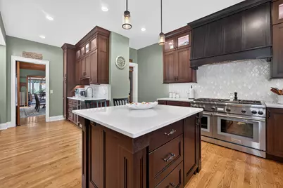 729 W Downer Place, Aurora, IL 60506 - Photo 25