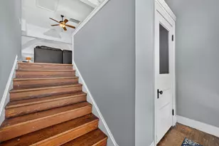 729 W Downer Pl, Aurora, IL 60506 - Photo 91