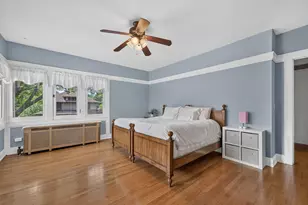 729 W Downer Pl, Aurora, IL 60506 - Photo 77