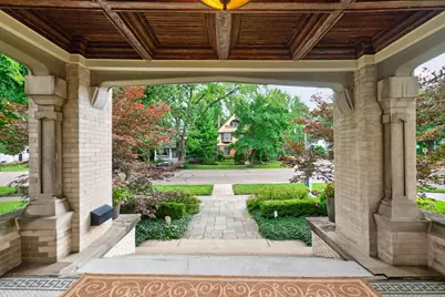 729 W Downer Place, Aurora, IL 60506 - Photo 5