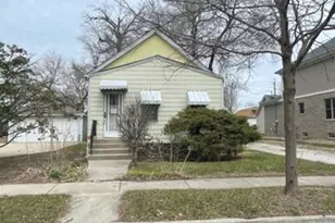 311 E Franklin Ave, La Grange, IL 60525 - Photo 1